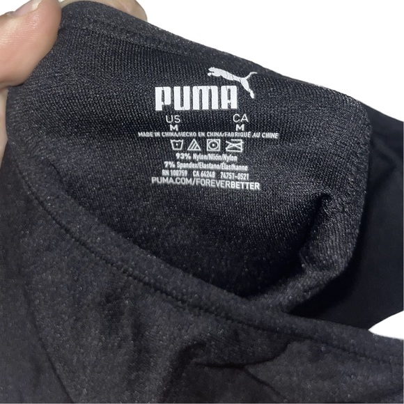 Puma top with removable pads size medium - Picture 3 of 3